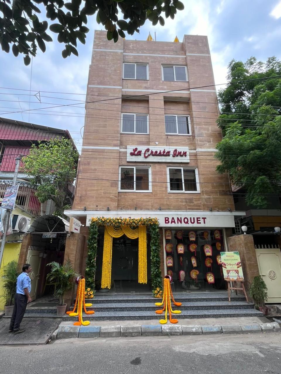 La Cresta Inn Kalkutta Exterior foto